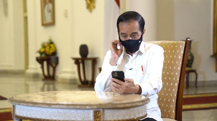 Jokowi Video Call Dokter Paru yang Sempat Terinfeksi Covid-19