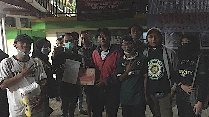 Kabomania Bantu Korban Banjir Bandang di Sukabumi dan Bogor