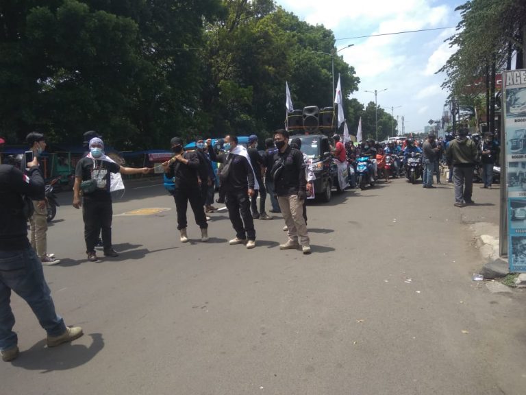 Tolak Omnibus Law, PPMI Long March Sepanjang Jalan Bogor