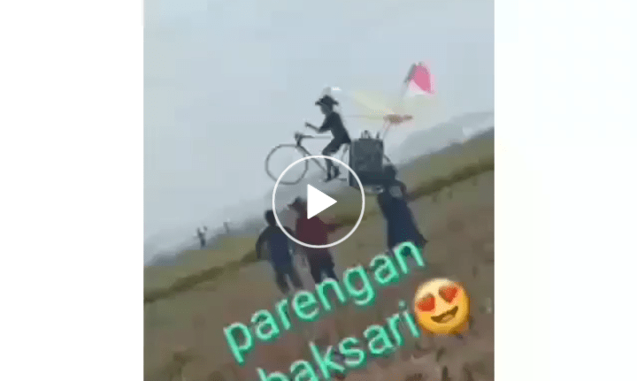 Heboh, Video Viral Tukang Cilok dan Gerobaknya Bisa Terbang