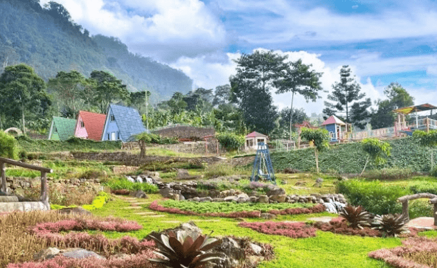 
 Ngemplang Pajak, Tempat Wisata Nirvana Valley Sukamakmur Terancam Disegel