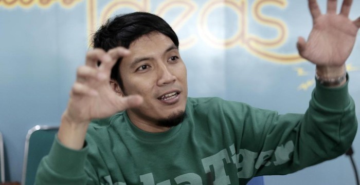 Desta Di-bully usai Menyindir yang Ikut Teriak dan Cuma Baca Sepotong