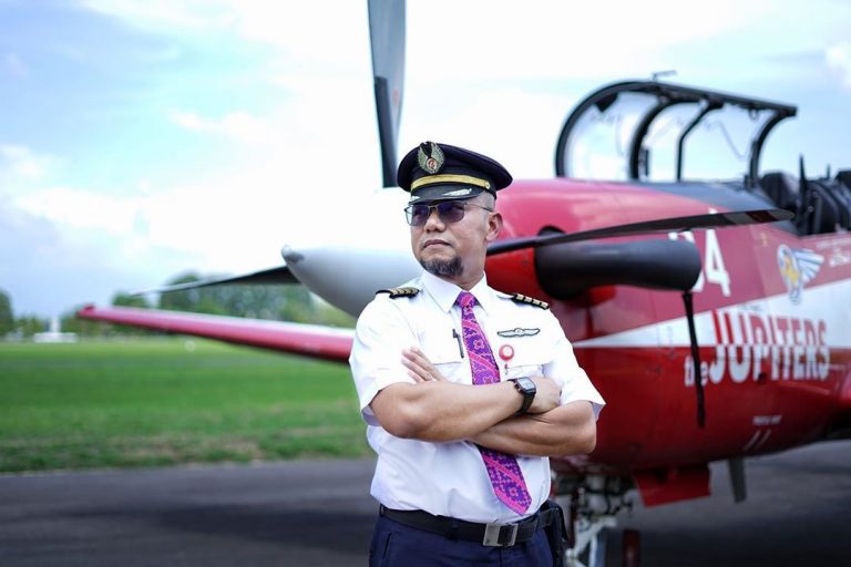 Aksi Pilot yang Banting Stir Demi Bertahan Hidup di Tengah Pandemi