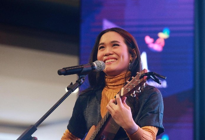 Sheryl Sheinafia Membuka Diri Lewat Bye