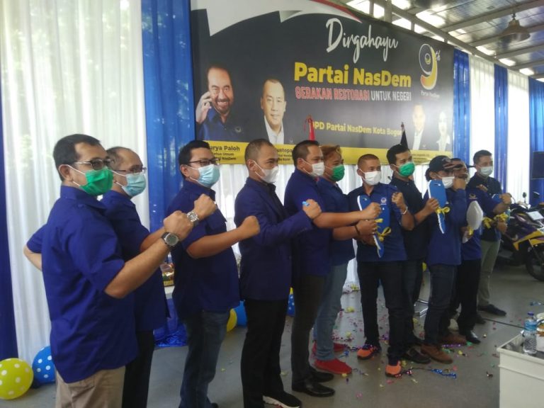 HUT Ke-9, NasDem Bagikan 6 Motor dan 1 Mobil untuk DPC dan DPD Kota Bogor