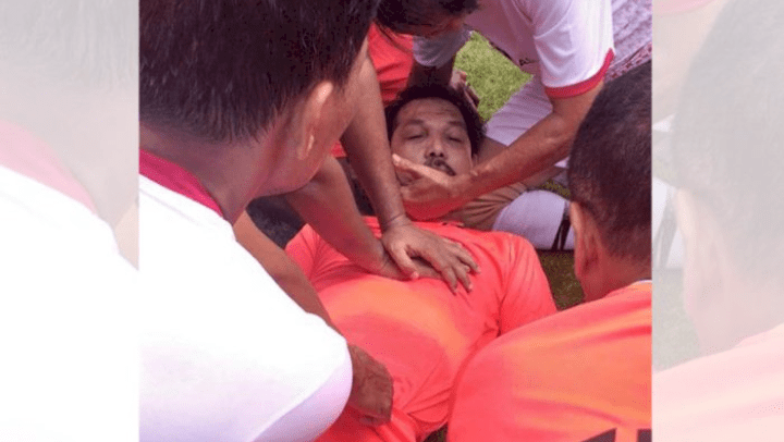 Dramatis, Video Detik-detik Ricky Yakobi Meninggal Akibat Serangan Jantung saat Bermain Bola di GBK Viral