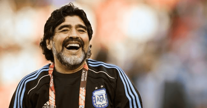 Perjalanan Karier Legenda Bola Argetina Diego Maradona ‘si Tangan Tuhan’