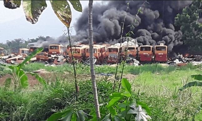 PT Transjakarta Beri Respon soal Bangkai Bus Terbakar