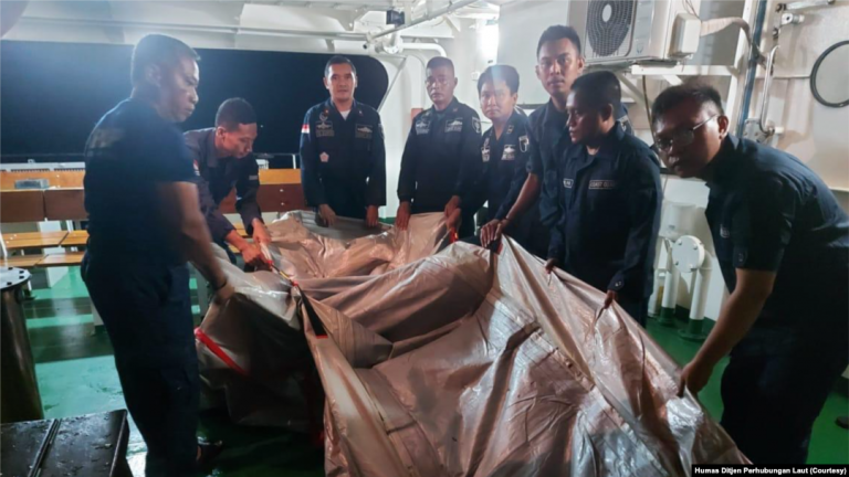 Potongan Tubuh dan Barang Diduga Milik Korban Pesawat Sriwijaya Air Dikumpulkan di RS Polri