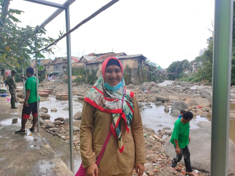 Program Arisan Kebersihan Buat Kali Ciliwung Bersih
