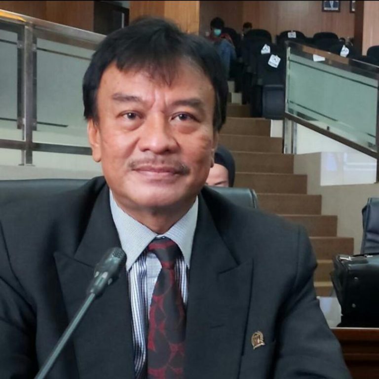 Heboh Penolakan Vaksin Covid-19 Anggota DPR RI, Ketua Fraksi PDIP Kabupaten Bogor Buka Suara