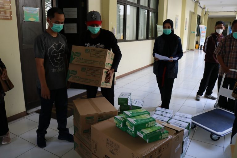 Distribusi BMHP APD Dalam Rangka Penanganan Covid 19 di Kota Bogor