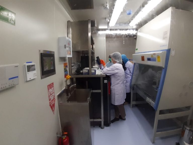 Training Alat PCR Workstation