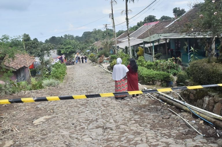 Korban Banjir Bandang Puncak Masih Ada yang Tertahan di Pondok PTPN VIII,