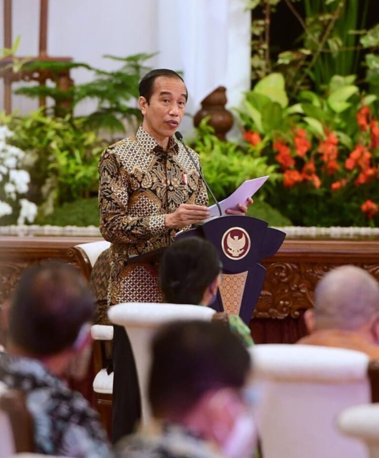 Presiden Jokowi Siapkan 5.000 Vaksin Covid-19 Bagi Awak Media