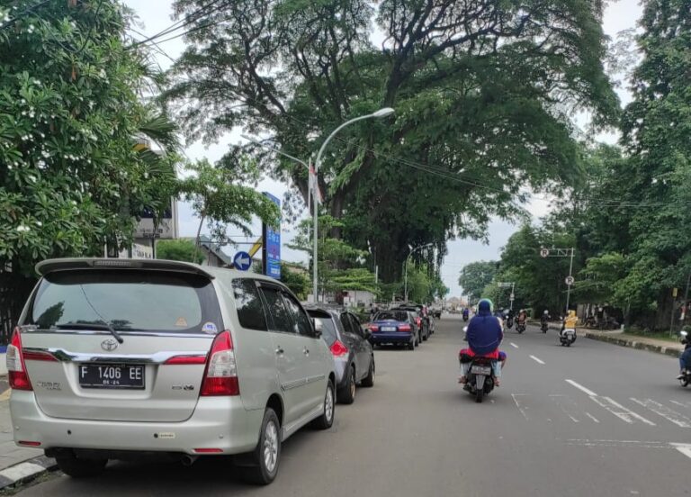 Mapancas Sentil Pemkot Bogor Soal Parkir Liar di Jalan Pemuda Depan Bapenda