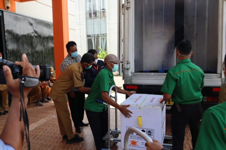7.700 Vaksin Bagi Lansia dan Pelayanan Publik Kabupaten Bogor Sampai