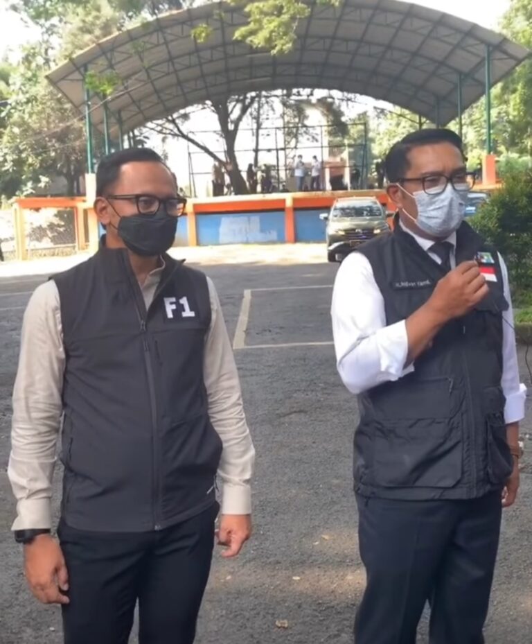 Ridwan Kamil Dorong Vaksinasi Covid-19 di Hotel, Wali Kota Bogor Bima Arya Pilih Mal