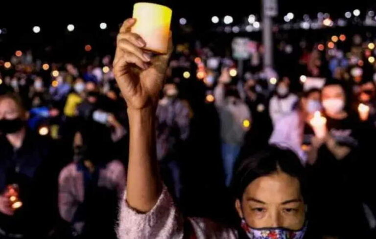 Penuh Cahaya Lilin, Dua Bulan Kudeta Myanmar Lebih Dari 500 Demonstran Tewas Dihantam Militer