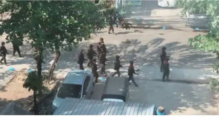 Militer Myanmar Mulai Dikepung Militer Amerika Serikat Kutuk Kekejaman ke Demonstran Antikudeta