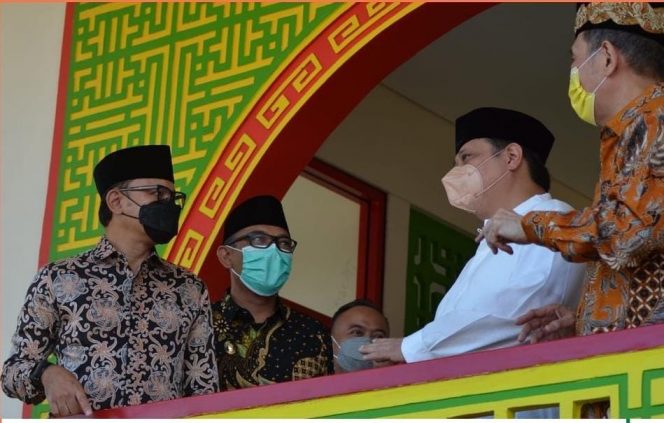
 Wakil Bupati Bogor Iwan Setiawan meresmikan Mesjid Jami Tine-Tang di Sentul Barat, Kecamatan Babakan Madang, pada Kamis 8 April 2021. (Istimewa/Bogordaily.net)