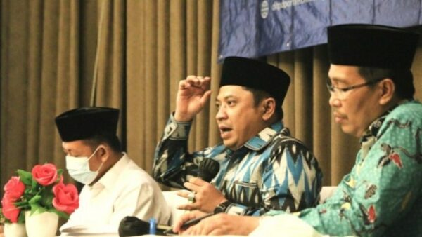
 Dirjen Pendidikan Islam M Ali Ramdhani membuka Uji Publik Peta Jalan Kemandirian Pesantren di Bogor. (Istimewa/Bogordaily.net) 