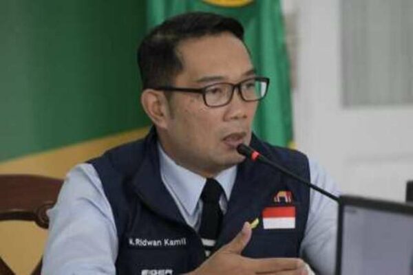 Ridwan Kamil Umumkan Kondisi Istrinya Tertular Covid-19