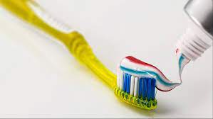 Menyikat Gigi di Bulan Puasa Apakah Batal Hukumnya?