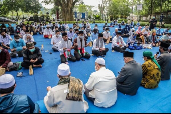 
 Pemkot Bogor menggelar doa bersama untuk Palestina di Taman Ekspresi, Sempur, Bogor Tengah, pada Rabu 19 Mei 2021. (Istimewa/Bogordaily.net)
