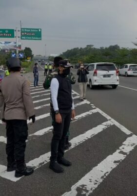 Cegah Kepadatan, Satgas Covid-19 Kota Bogor Tutup Pintu Tol Keluar Bogor