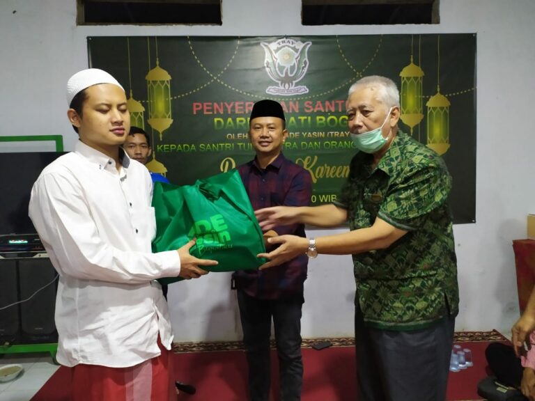 TRAY Bersama Anggota DPRD Provinsi Jawa Barat H. Ruhyat Nugraha Gelar Santunan di Graha PSKS Dramaga