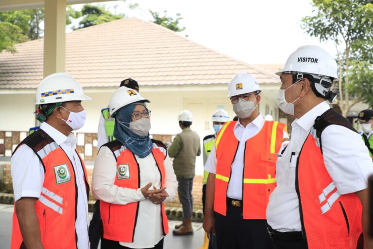Bupati Bogor Bersama Menko Marves Tinjau Progres Pembangunan Bendungan Ciawi dan Sukamahi Megamendung