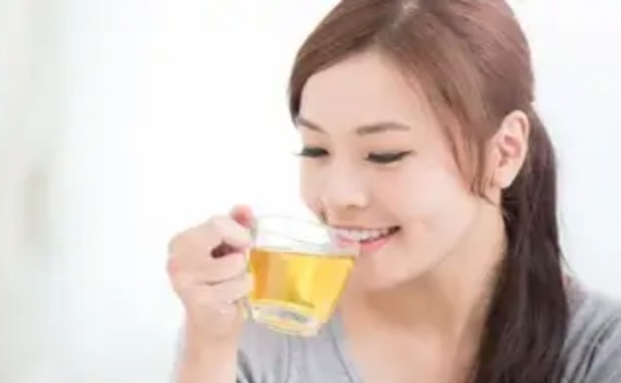 Efek Samping Mengkonsumsi Teh Terlalu Berlebihan