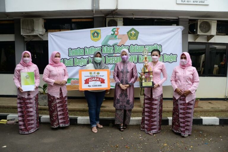 Pc Bhayangkari Polres Bogor Juara 1 Lomba Olahan Kuliner Khas Kabupaten Bogor