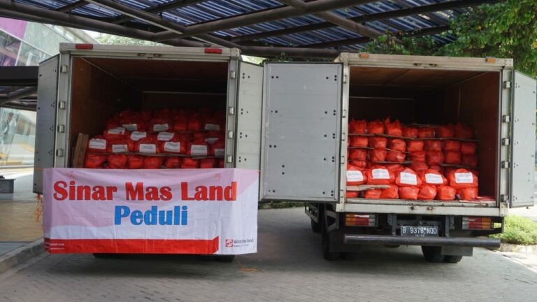Sinar Mas Land Kembali Salurkan Bantuan 1000 Paket Bahan Pangan