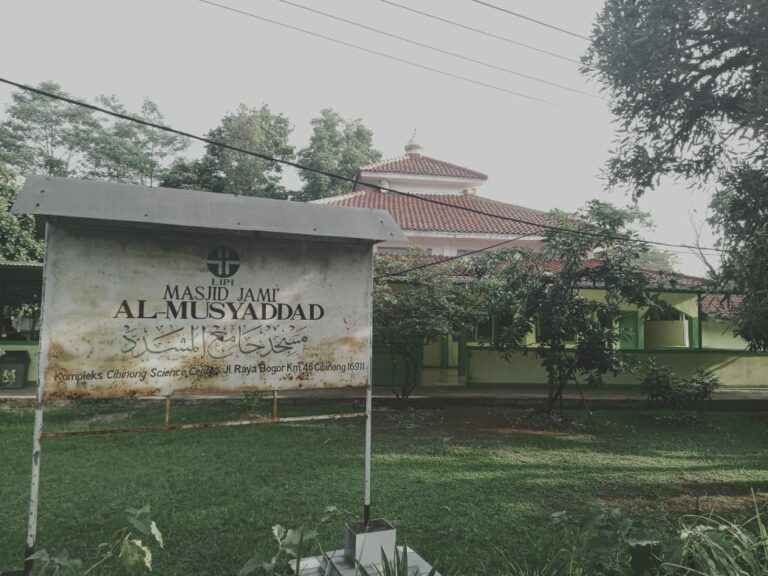 Masjid Jami Al Musyaddad Ditutup Selama PPKM Darurat
