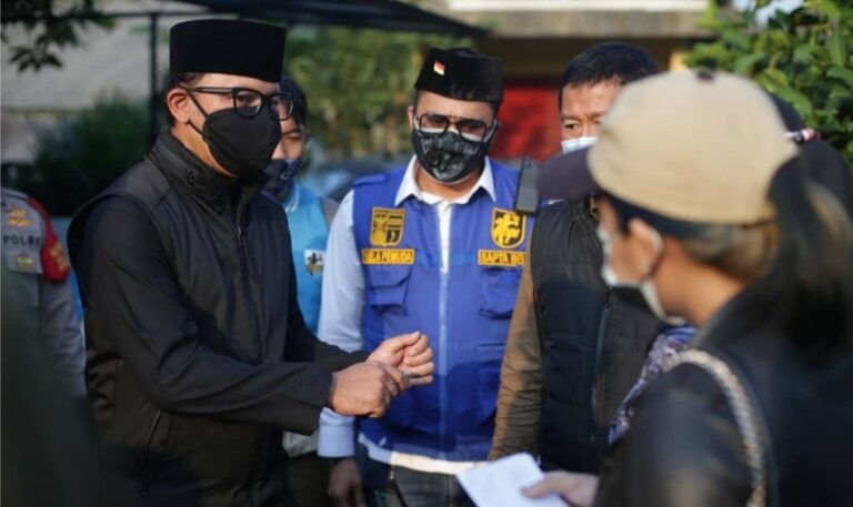 Wali Kota Bogor dan Ketua KNPI Tinjau Para Relawan di 6 Kecamatan