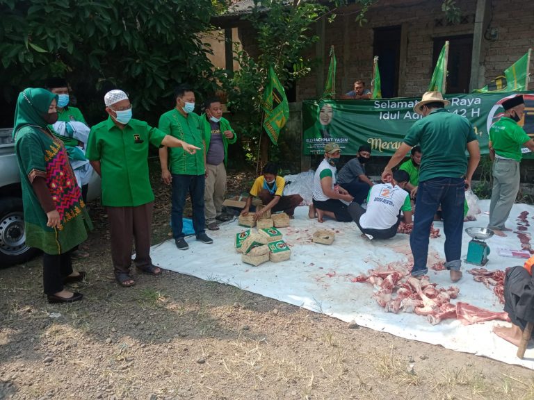 DPC PPP Kabupaten Bogor Tebar Daging Kurban ke 40 Kecamatan