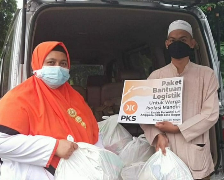 Warga Isoman Meningkat, DPC PKS Bagikan Bantuan Logistik di Kelurahan Bogor Utara