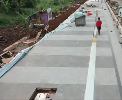 Tinjau Proyek Pedestrian Kandangroda-Sentul, Ketua Komisi 3 Murka