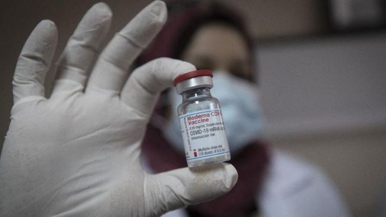 Indonesia Dibanjiri Vaksin Impor, Besok Tiga Juta Dosis Vaksin Moderna Didatangkan dari AS