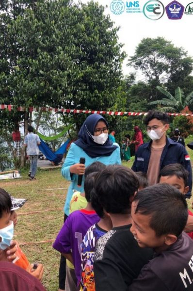 Perayaan HUT RI Ke – 76 Di Desa Terpencil, Kabupaten Bogor Bersama Mahasiswa KKN UNS, Ganas Care, dan Yayasan Pendidikan Amal Mulya dengan Tema “Senyum Kemerdekaan”.