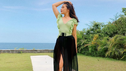 Kereen! Berjuang Tanpa Lelah, Prilly Raih Gelar Sarjana