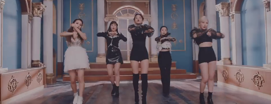 Gokil! Baru Dirilis “Queendom” Red Velvet Puncaki Tangga Lagu Dunia di 50 Negara