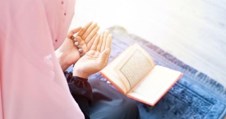 Dear Para Istri, Ini 8 Doa untuk Suami agar Rumah Tangga Harmonis