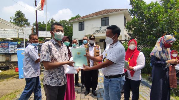 Peringati Hantaru 2021, Kantah Kota Bogor Helat One Day Service On The Spot di Kelurahan Cibadak