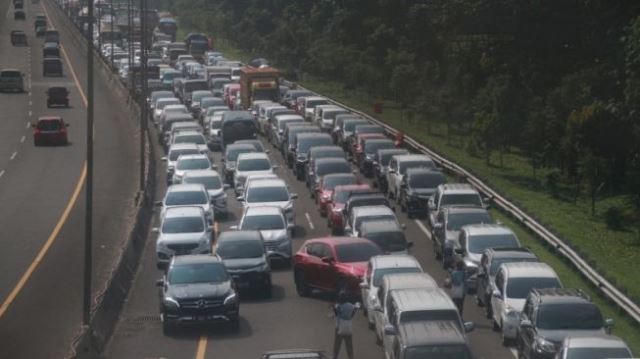 Antisipasi Kemacetan di Puncak Bogor, Kemenhub Kaji Pembatasan Penumpang
