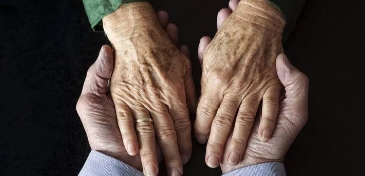 Waspada! Gejala Demensia Alzheimer yang Dianggap Bagian dari Penuaan