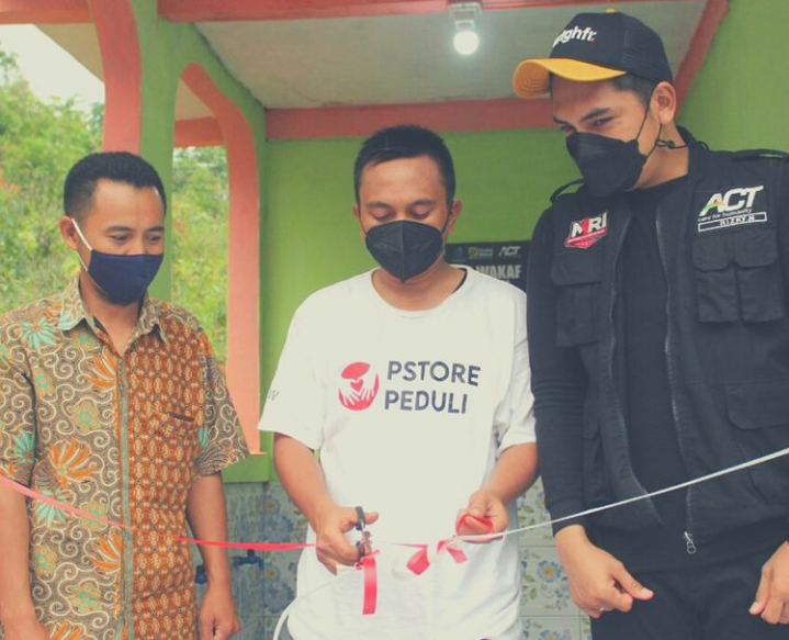 ACT Bogor X PS Store Resmikan Sumur Wakaf dan MCK