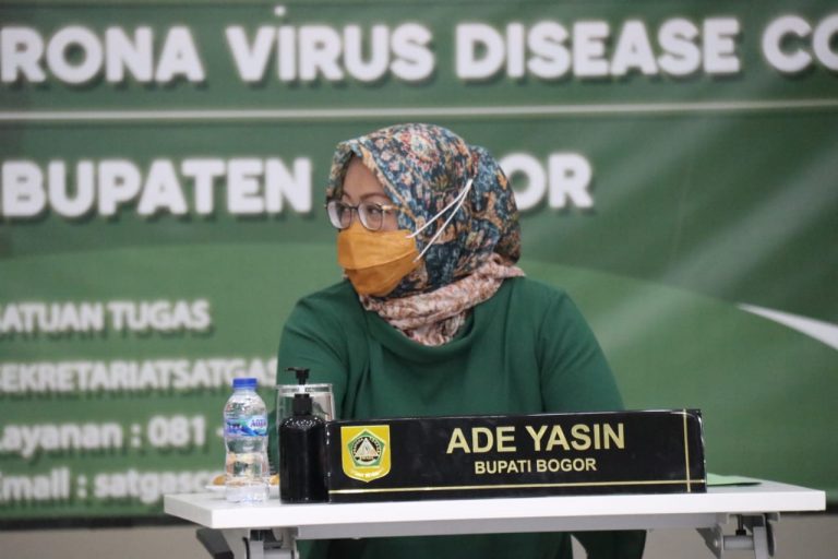 Menteri Luhut Puji Penerapan Sistem Ganjil Genap di Kabupaten Bogor